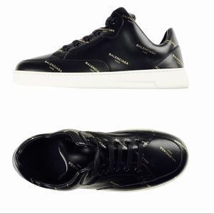 Balenciaga sneakers size 39